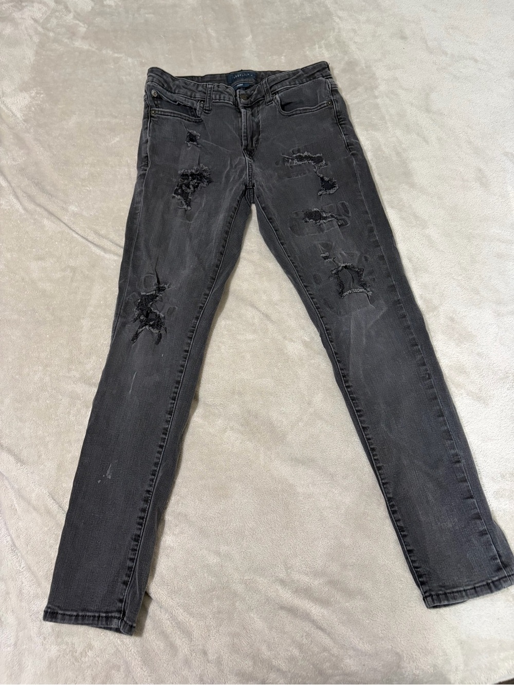 Aeropostale Distressed Skinny Jeans — 28/30